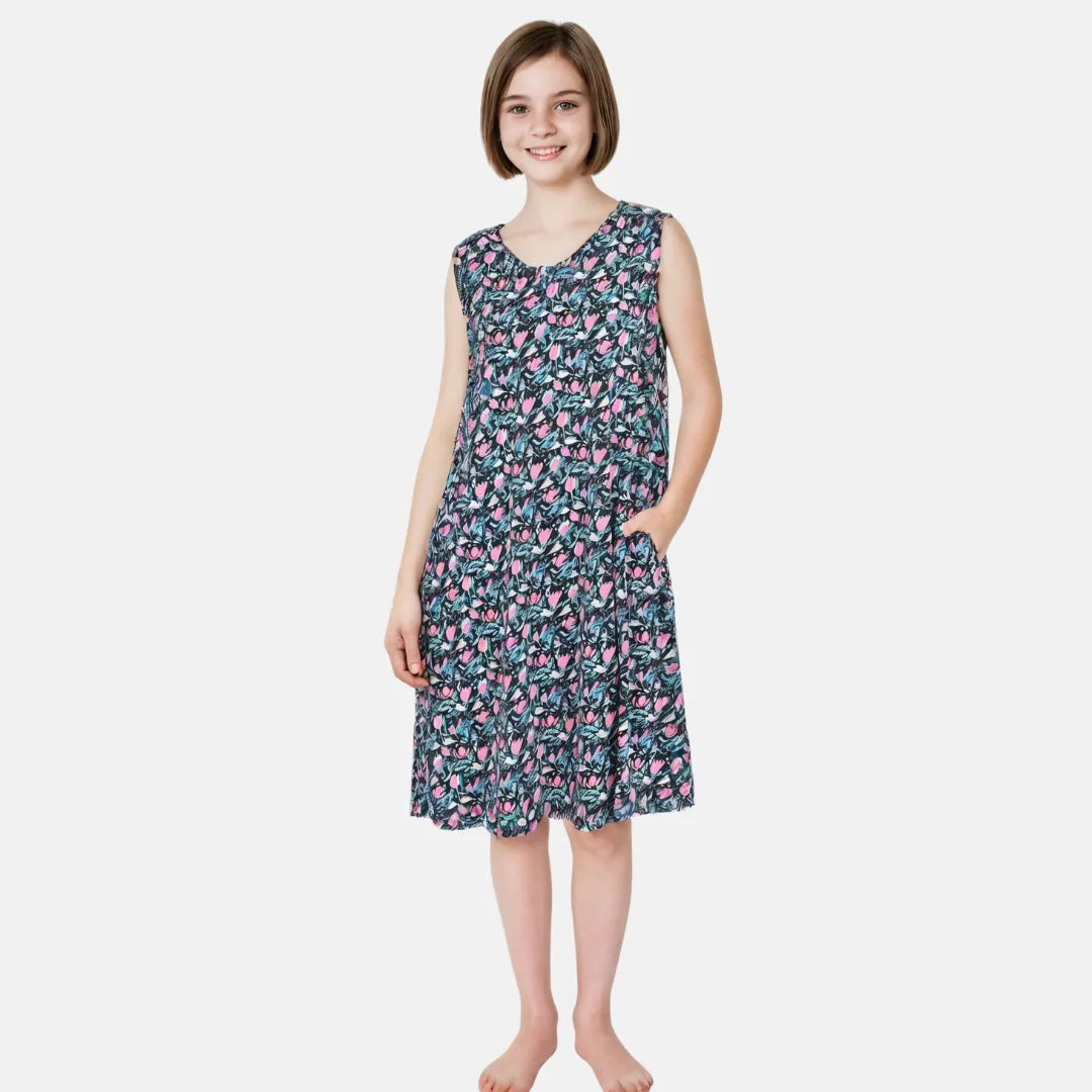 Girls Nighties Multicolor Pack Of 1