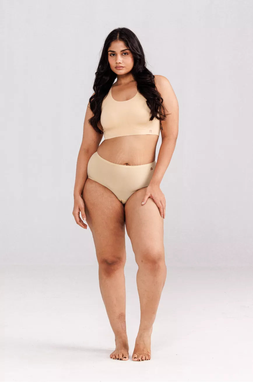 Curvy Hydraskin Sports Panty Skin Front Pose