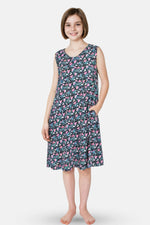 Easy Flare Teens Nighty | V Neck | Fit & Flare Silhouette | Roomy For Comfort | Knee Length | With 2 Pockets