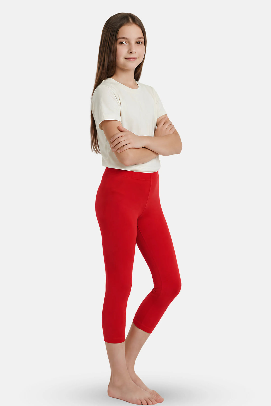 Red color cropped leggings for teen wearing