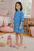 A video reference for girls oversize t-shirt blue color